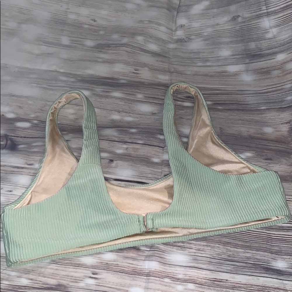🌵 Kendall and Kylie green women’s bikini set 🌵 - Picture 5 of 5